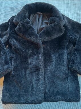 Divided Black Faux Fur jacket with pockets